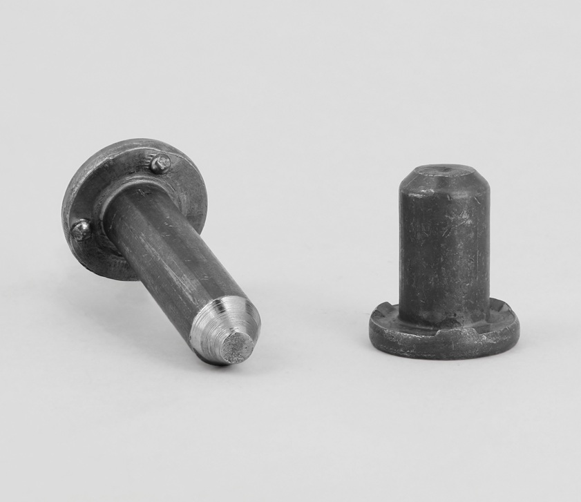 Welding pins